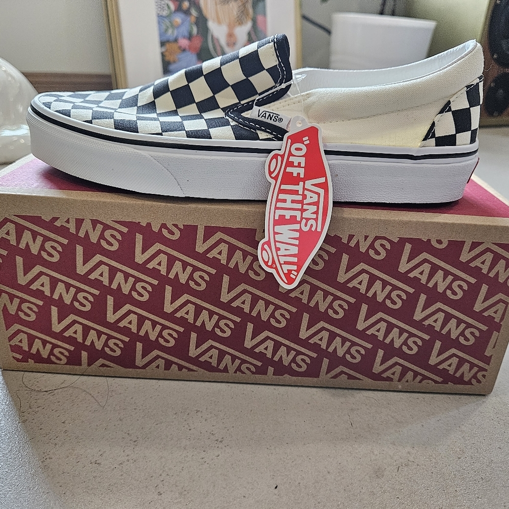 NWT Vans Classic Slip-On